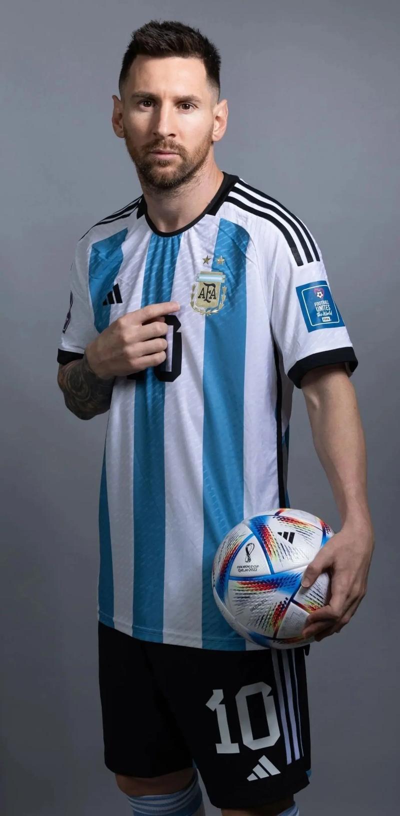 足坛地震？英媒：切尔西计划1.35亿镑求购维尼修斯 球员在皇马不开心