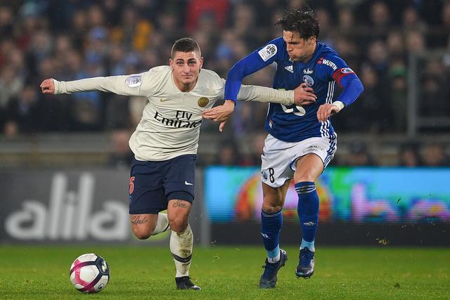 [德甲]阿米里亮鞋钉放倒对手 遭直红罚下