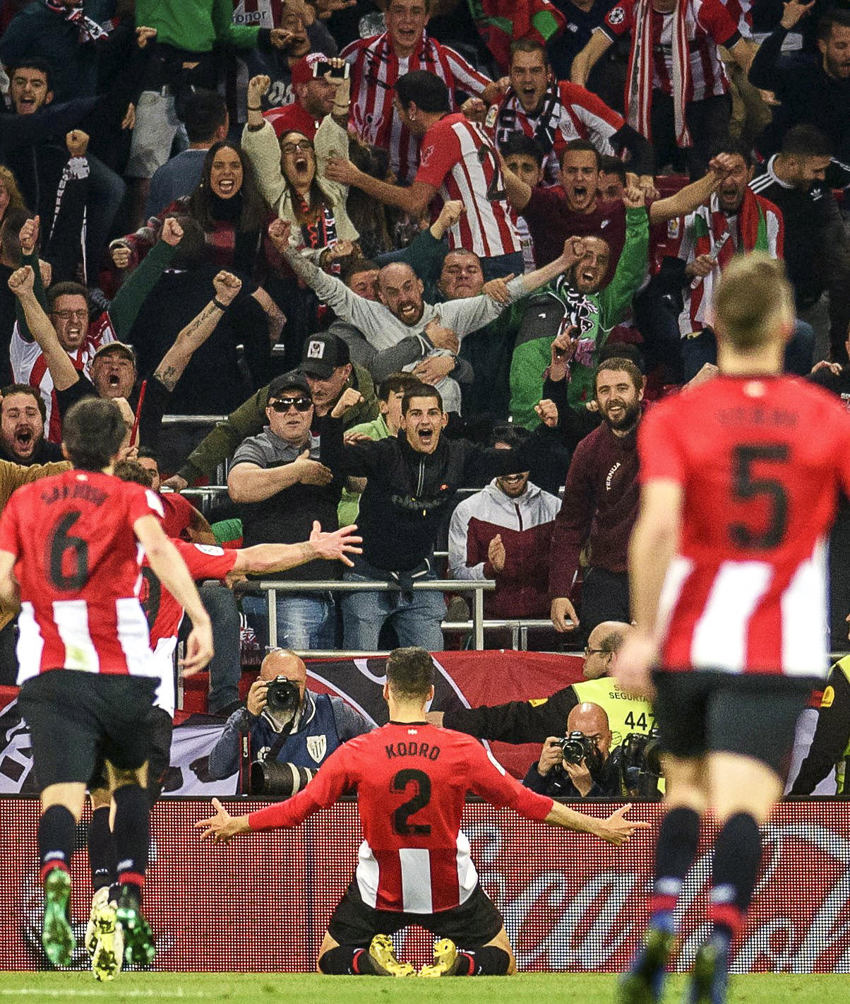 《以闪亮之名》3.0升级版全新傀儡之章版本今日开启，瓦解操纵，悸动新生！