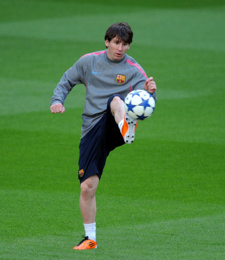 勇士队由于伤病不断增加，预计将在对阵雷霆队的比赛中倚重库明加