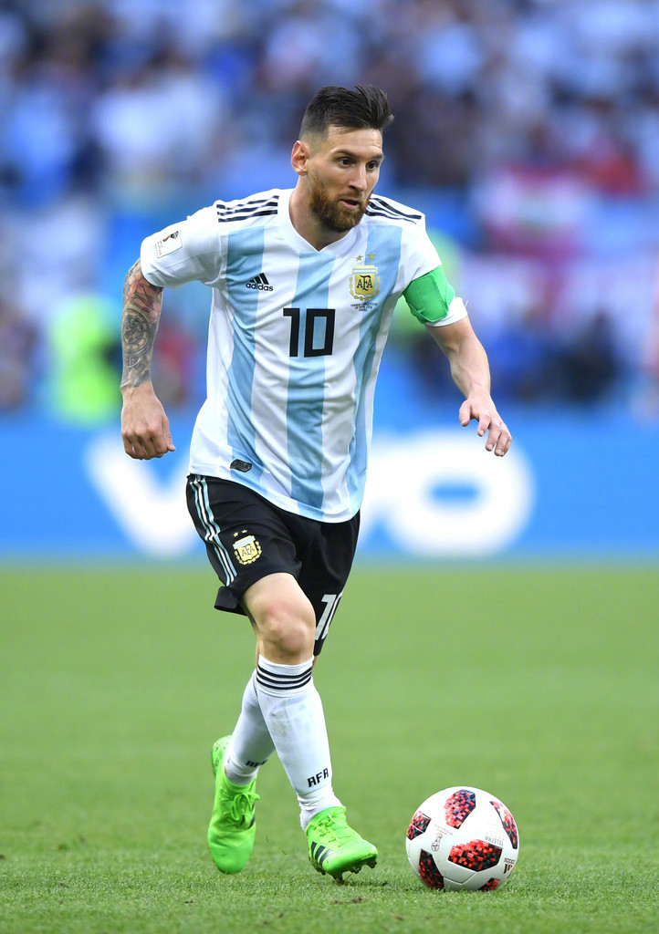 邮报：伯恩茅斯考虑引进莱斯特城边锋法塔武，用来接替塞门约